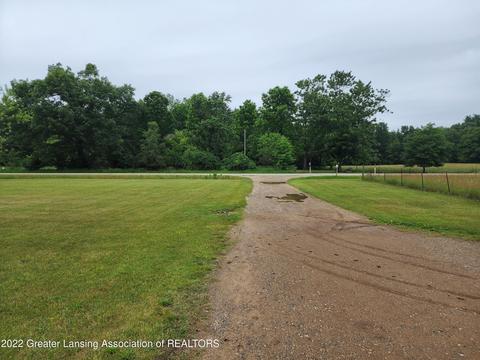 4840 Ballentine, Bath, MI 48808 photo 43