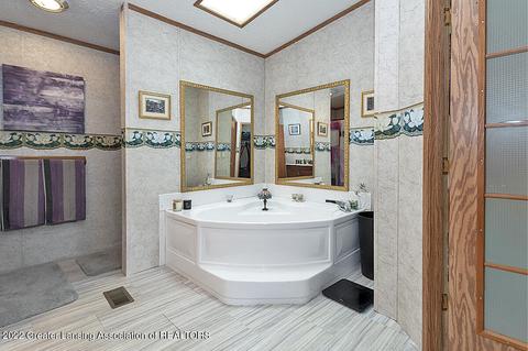 4840 Ballentine, Bath, MI 48808 photo 23