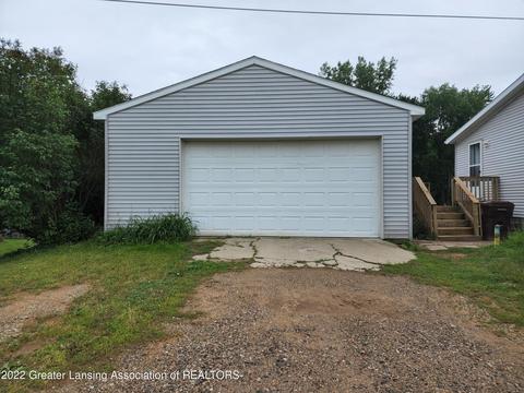 4840 Ballentine, Bath, MI 48808 photo 32