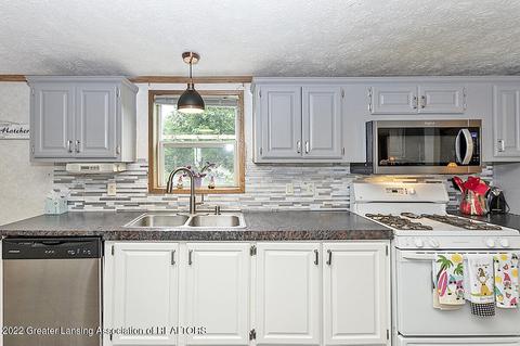 4840 Ballentine, Bath, MI 48808 photo 16