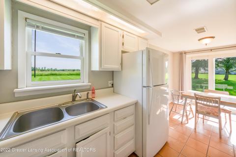8908 W Cutler Rd, Dewitt, MI 48820 photo 10