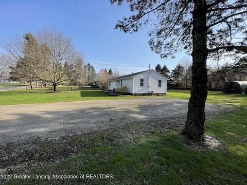 14281 Webster Rd, Bath, MI 48808 photo 6