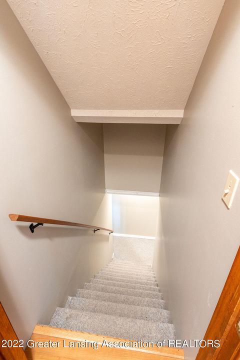 4232 Saran Dr, Okemos, MI 48864 photo 37