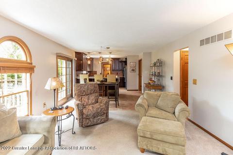 4232 Saran Dr, Okemos, MI 48864 photo 21