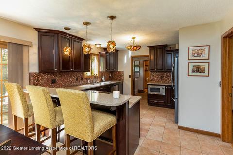 4232 Saran Dr, Okemos, MI 48864 photo 15