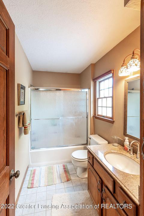 4232 Saran Dr, Okemos, MI 48864 photo 29