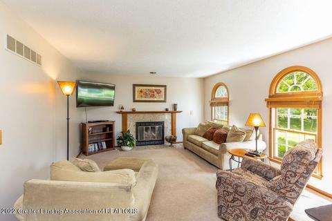 4232 Saran Dr, Okemos, MI 48864 photo 20