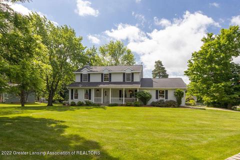 4232 Saran Dr, Okemos, MI 48864 photo 3
