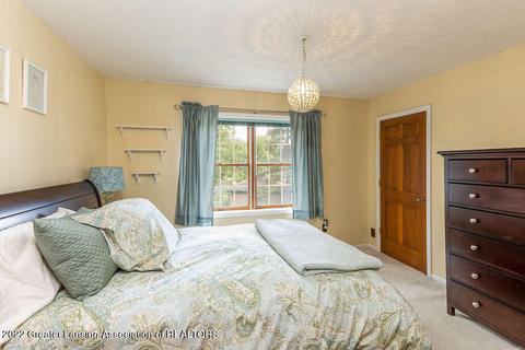 4232 Saran Dr, Okemos, MI 48864 photo 36