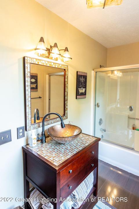 4232 Saran Dr, Okemos, MI 48864 photo 44