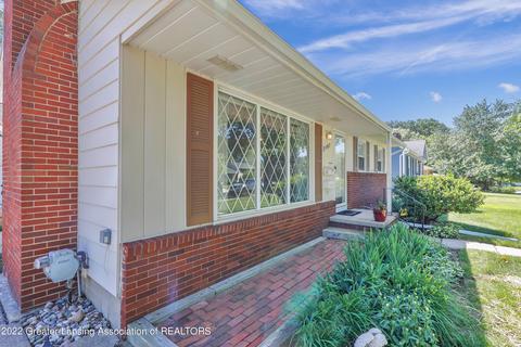 2107 Edwin Pl, Lansing, MI 48911 photo 5
