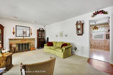 2107 Edwin Pl, Lansing, MI 48911 photo 7