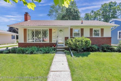2107 Edwin Pl, Lansing, MI 48911 photo 1
