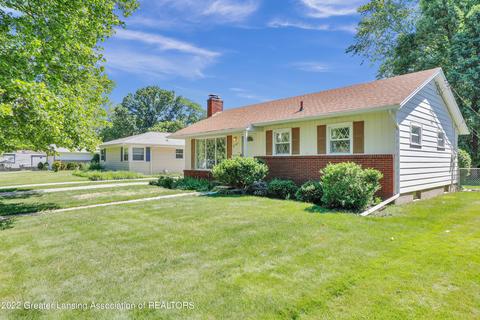 2107 Edwin Pl, Lansing, MI 48911 photo 2