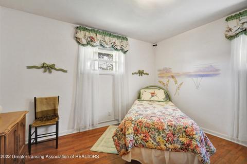 2107 Edwin Pl, Lansing, MI 48911 photo 18