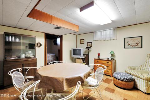 2107 Edwin Pl, Lansing, MI 48911 photo 21