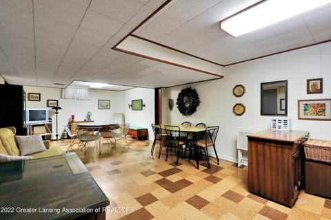 2107 Edwin Pl, Lansing, MI 48911 photo 20