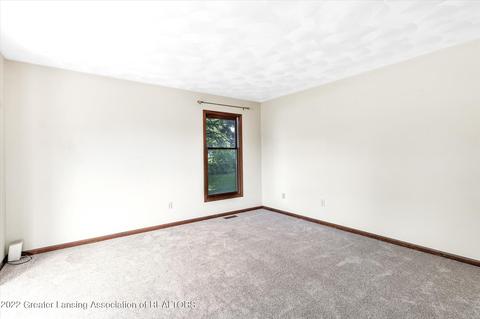 106 Spring Meadows Ln, Dewitt, MI 48820 photo 25