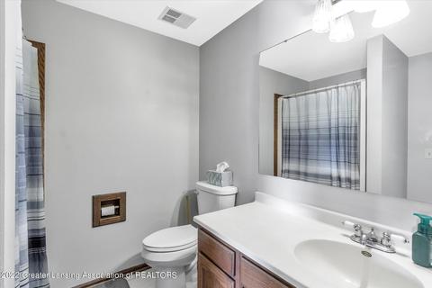 106 Spring Meadows Ln, Dewitt, MI 48820 photo 31