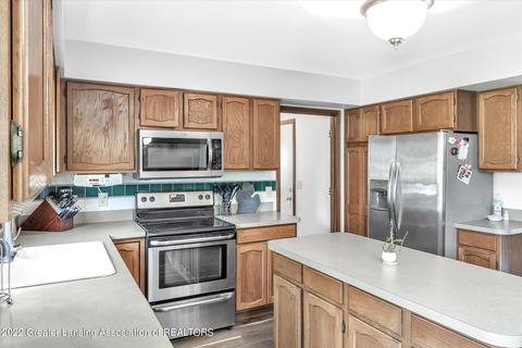 106 Spring Meadows Ln, Dewitt, MI 48820 photo 20