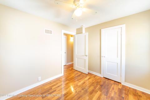 1506 Berkeley Dr, Lansing, MI 48910 photo 19