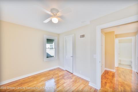 1506 Berkeley Dr, Lansing, MI 48910 photo 12