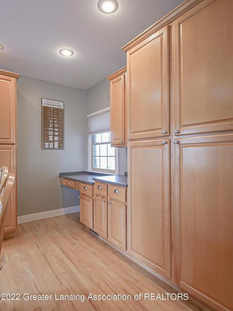3079 Granview Ln, Dewitt, MI 48820 photo 9