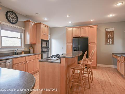 3079 Granview Ln, Dewitt, MI 48820 photo 5