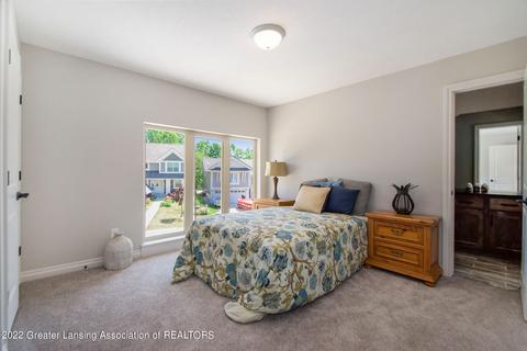 16916 Willowbrook Dr, Haslett, MI 48840 photo 17