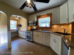 1365 Haslett Rd, Haslett, MI 48840 photo 9