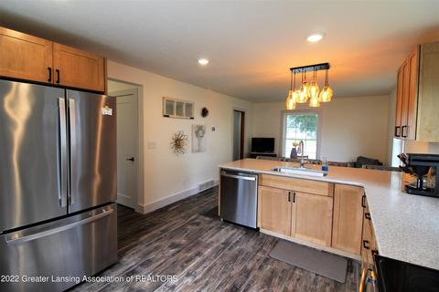 349 S Main St, Fowler, MI 48835 photo 11