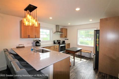 349 S Main St, Fowler, MI 48835 photo 17