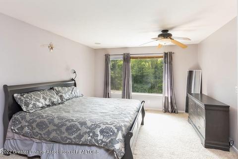 7950 Ashbrook Dr, Haslett, MI 48840 photo 28