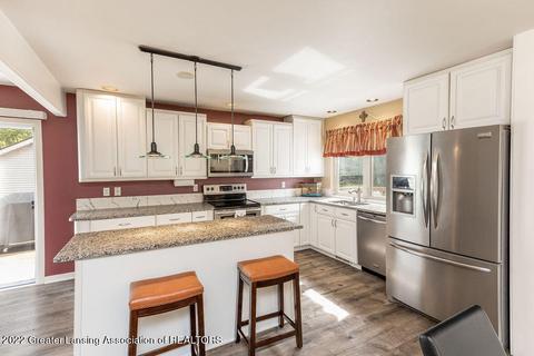 7950 Ashbrook Dr, Haslett, MI 48840 photo 15