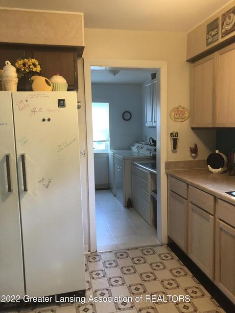 2464 Eifert Rd, Holt, MI 48842 photo 5