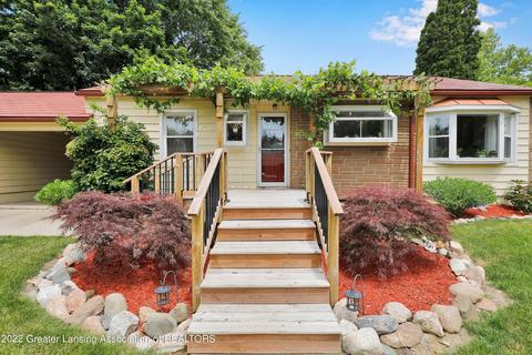 2520 Devonshire Ave, Lansing, MI 48910 photo 2