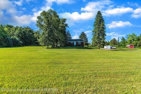 2525 E Clyde Rd, Howell, MI 48855 photo 4