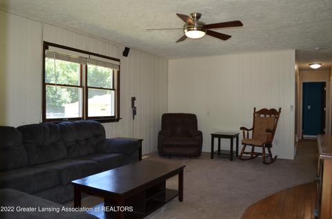 6027 Rolfe Rd, Lansing, MI 48911 photo 5