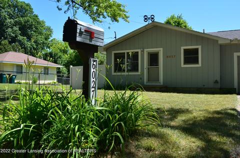 6027 Rolfe Rd, Lansing, MI 48911 photo 2