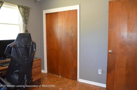 6027 Rolfe Rd, Lansing, MI 48911 photo 13