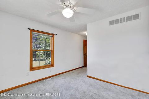 5605 W Cutler Rd, Dewitt, MI 48820 photo 9