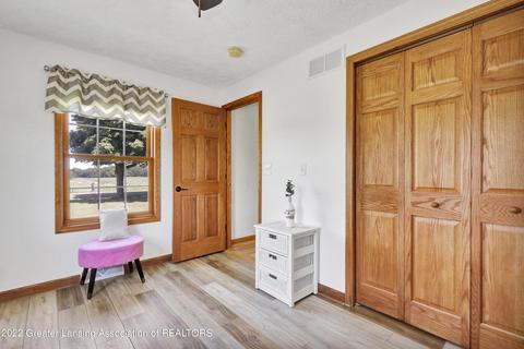 5605 W Cutler Rd, Dewitt, MI 48820 photo 11