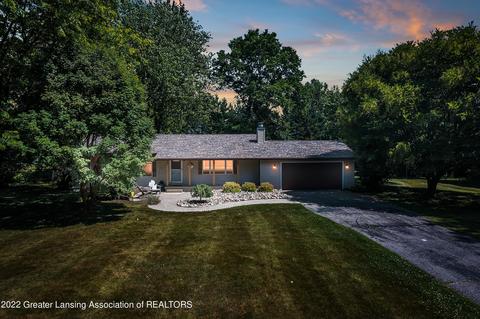 9873 Coleman Rd, Haslett, MI 48840 photo 2