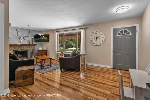9873 Coleman Rd, Haslett, MI 48840 photo 8