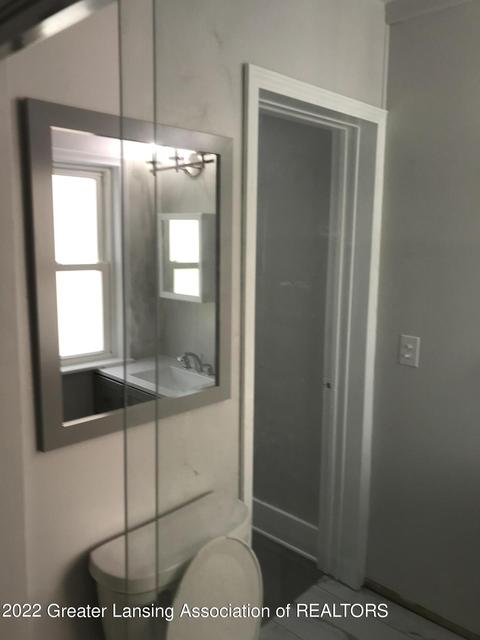 1111 E Mount Hope Ave, Lansing, MI 48910 photo 12