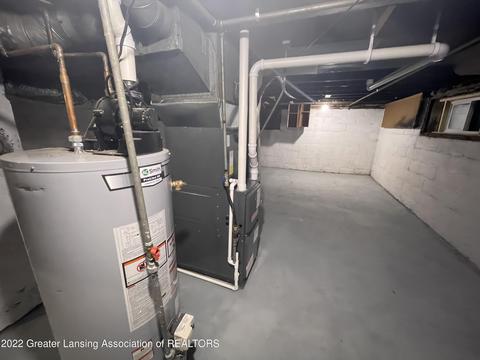 1111 E Mount Hope Ave, Lansing, MI 48910 photo 24