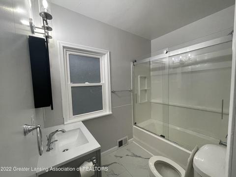 1111 E Mount Hope Ave, Lansing, MI 48910 photo 11