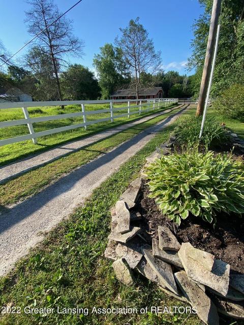11267 W Frances Rd, Flushing, MI 48433 photo 32