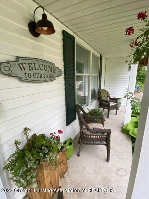 11267 W Frances Rd, Flushing, MI 48433 photo 3