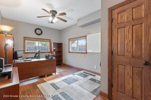 2122 Edwin Pl, Lansing, MI 48911 photo 24